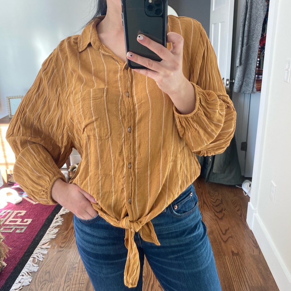 Front tie shirt
